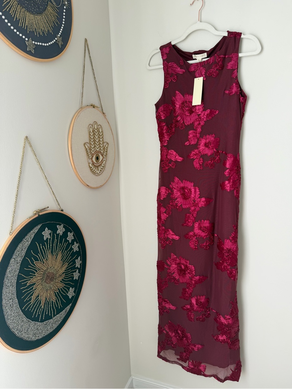 Burgundy floral sleeveless Maxi Dress
